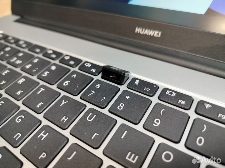 Ультрабук Huawei на i5-11 и 16gb озу