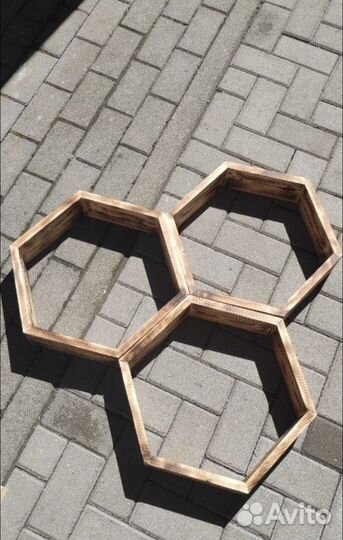 Полки соты новые