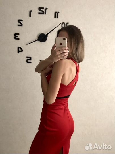 Платье вечернее