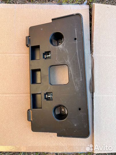 Подиум под номерной знак