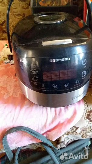 Мультиварка Redmond