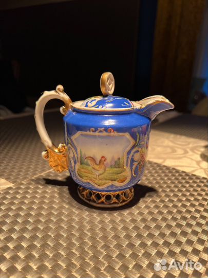 Антикварный чайный сервиз