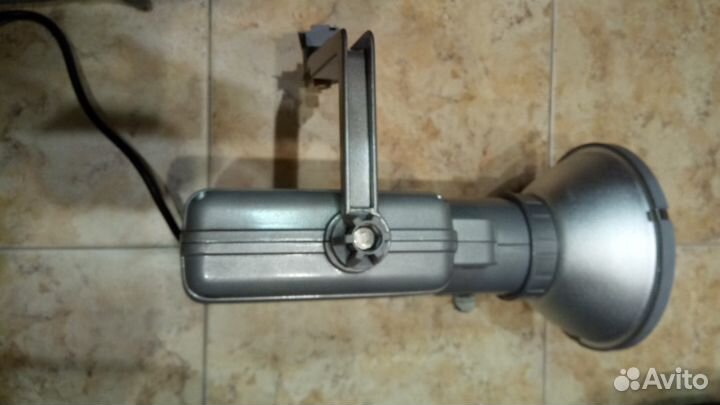 Прожектор ультраяркий металлогалогеновый 1000 вт