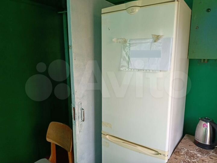 Дом 21 м² на участке 3 сот.