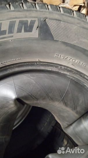 Michelin Latitude Tour HP 215/70 R16