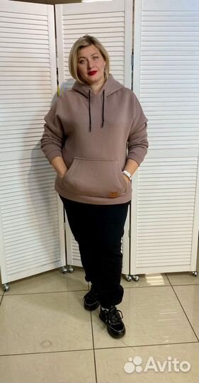 Спортивный костюм женский