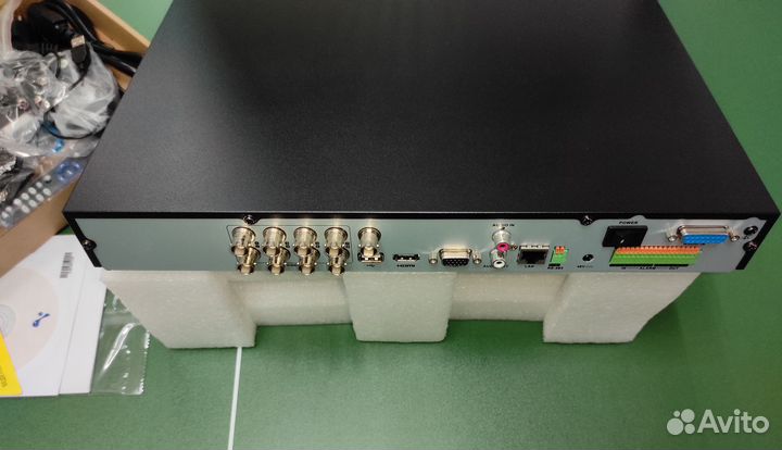 Видеорегистратор HiWatch DS-H208QP (новый)