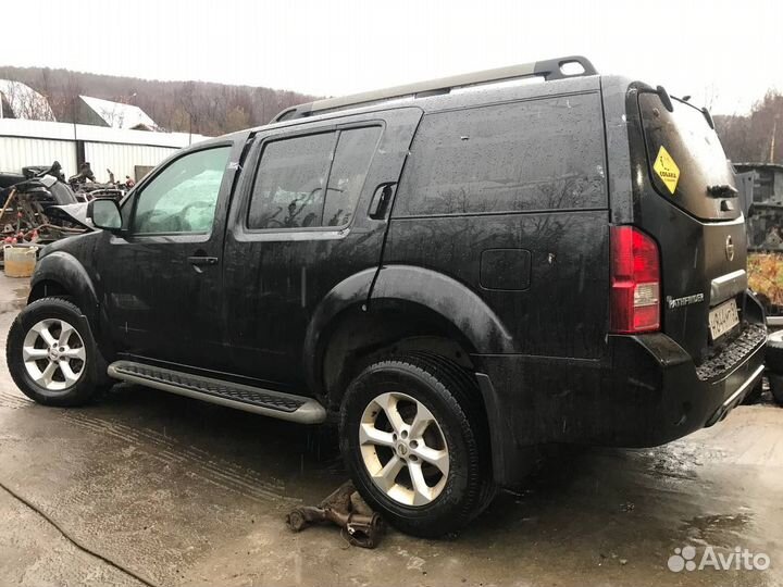 Запчасти на Nissan Pathfinder R51 2.5 AT 2013 г