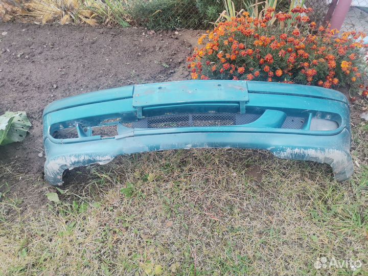 Передний бампер мерседес w208