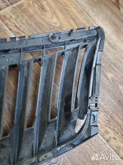 Усилитель заднего бампера для шкоды а5. Решетка