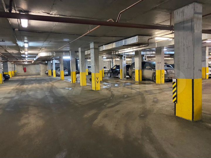 Машиноместо, 15 м²