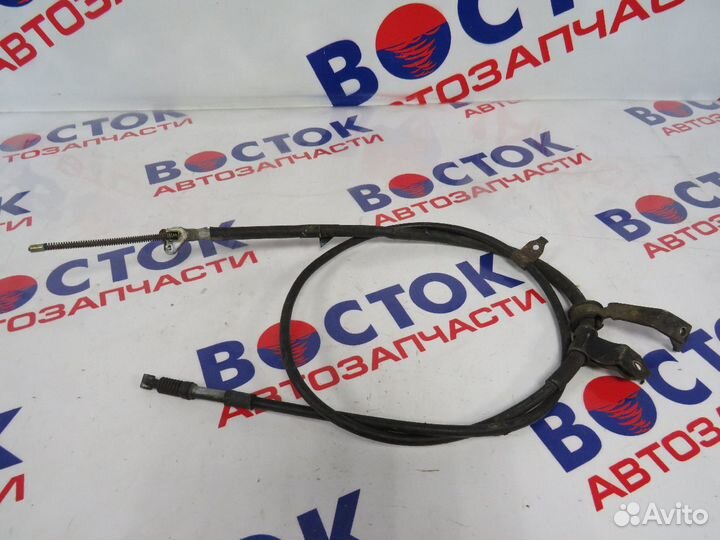 Трос ручника Право toyota wish ZNE14G