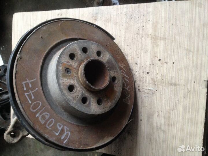 Кулак поворотный задний левый Opel Vectra C 2002