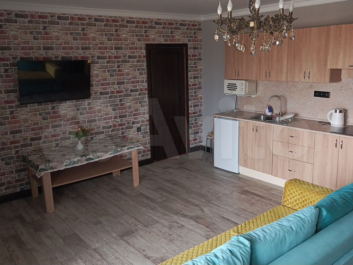 Дом 30 м² на участке 5 сот.