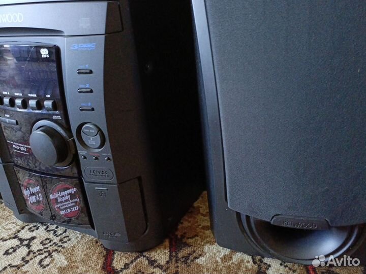 Музыкальный центр