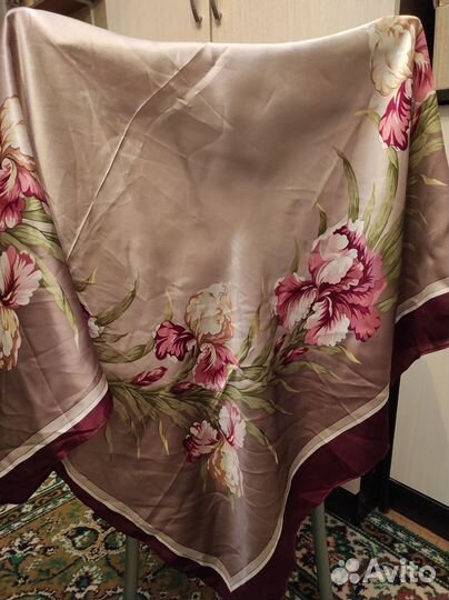 Шелковый платок женский