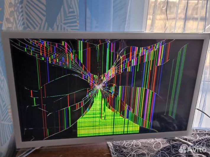 Телевизор samsung SMART tv