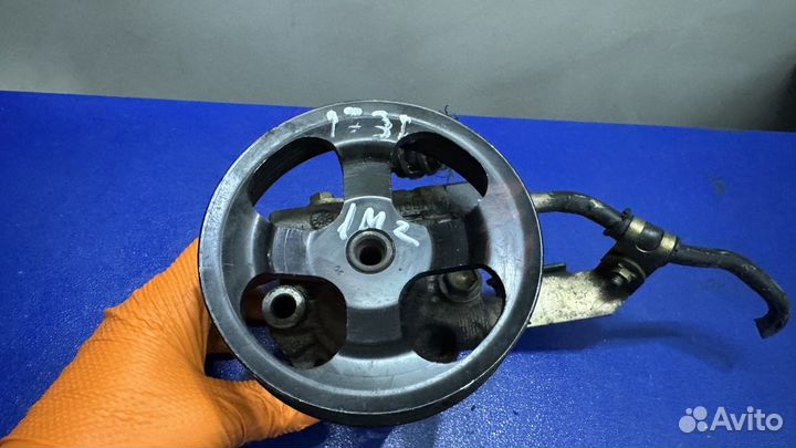 Насос гидроусилителя Toyota Alphard 1MZ