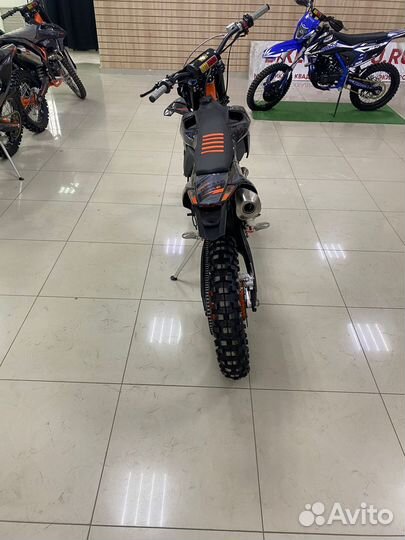 Мотоцикл Кроссовый Moto Apollo M6 300 (ZS 175FMM)