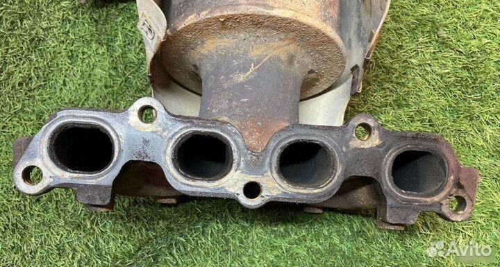 Коллектор выпускной Ford Fiesta 2006