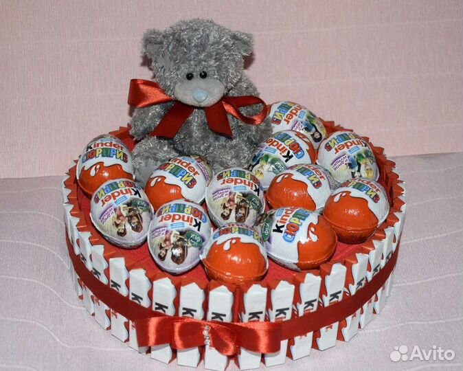 Игрушка Киндер, торт Киндер сюрприз