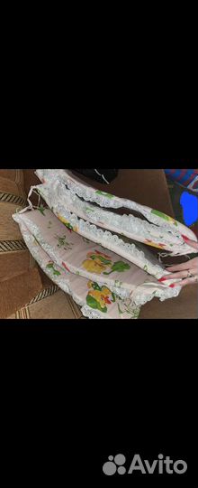 Бортики в кроватку с балдахином