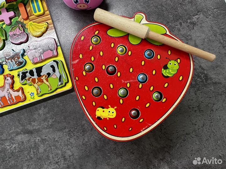 Развивающие игрушки для малышей пакетом