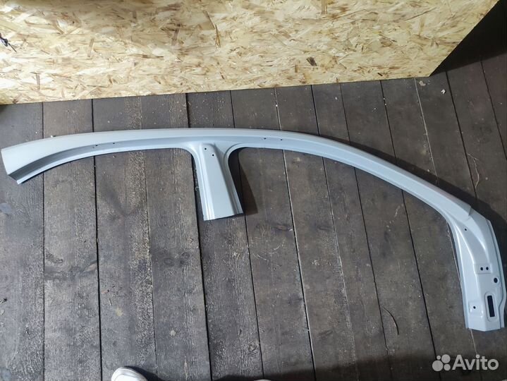 Передняя правая стойка кузова шкода рапид