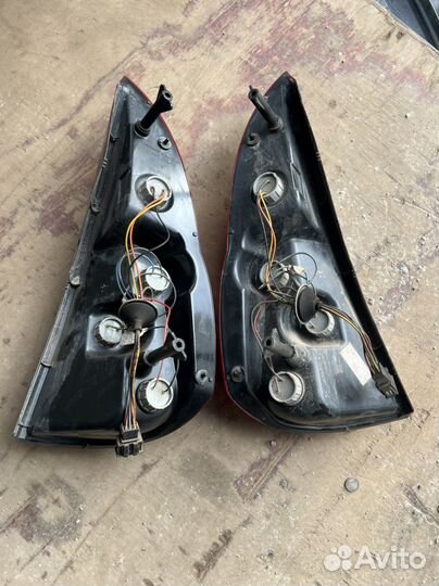 Задние фонари priora универсал