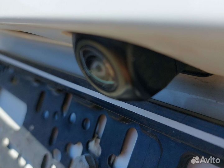 Toyota Rav4 XA50 задняя камера