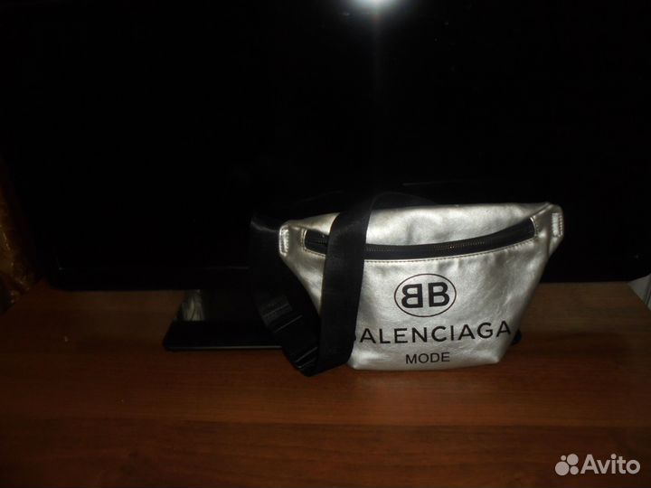 Сумка поясная женская