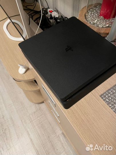 Идеальная Sony PlayStation 4 Slim