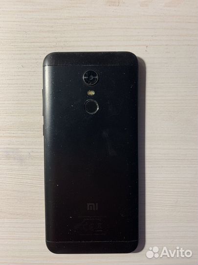 Xiaomi Redmi 5 Plus, 3/32 ГБ
