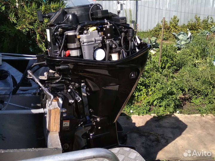Лодочный мотор