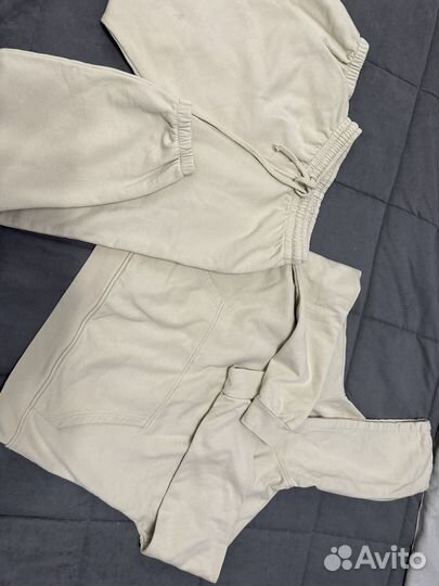 Спортивный костюм для женщин