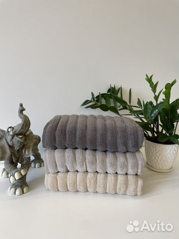 Махровые полотенца новые