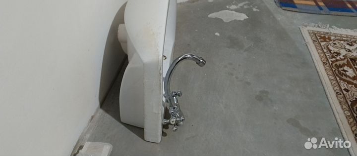 Раковина накладная бу