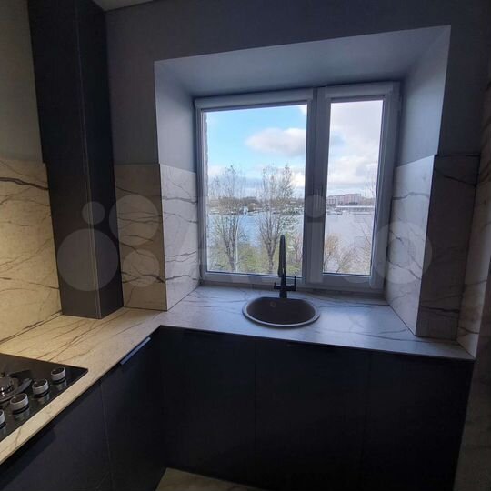 2-к. квартира, 42 м², 4/5 эт.