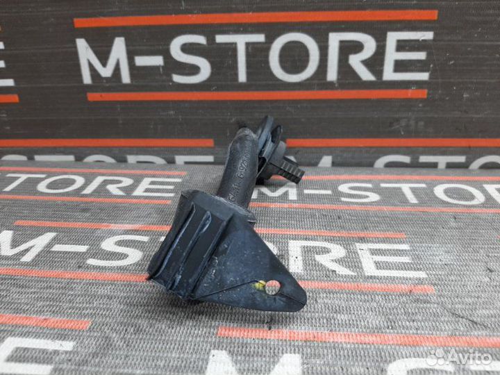 Шланг отвода конденсата правый Bmw 5-Series E60