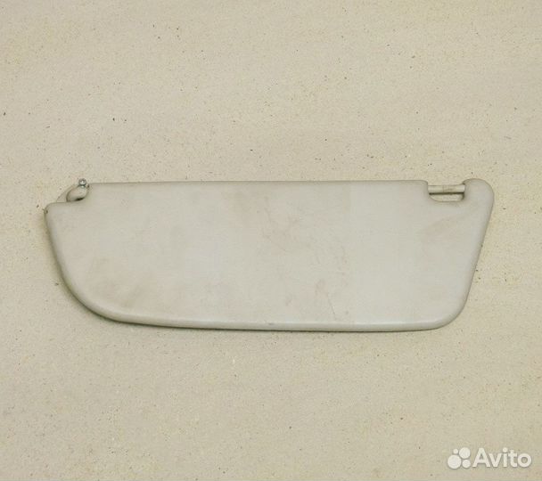 Козырек солнцезащитный правый Opel Corsa B