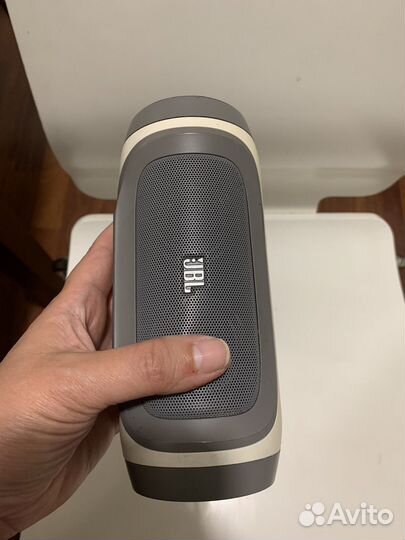 Блютуз колонка JBL