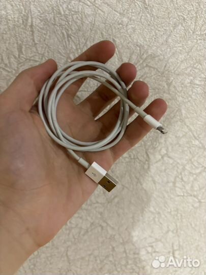 Зарядка на iPhone провод Lightning