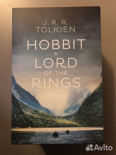 Hobbit & The Lord of the Rings / Tolkien Treasury