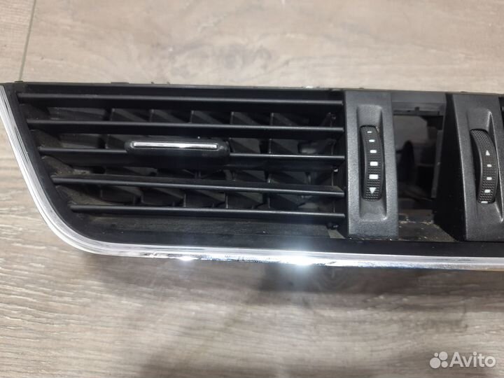 Центральный дефлектор хром для Skoda Octavia A7