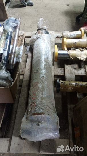 Цилиндр стрелы F044507 на 1710d