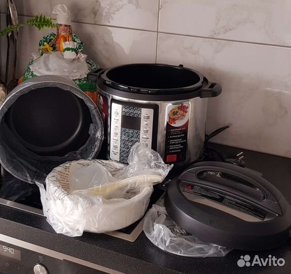 Мультиварка - скороварка redmond новая