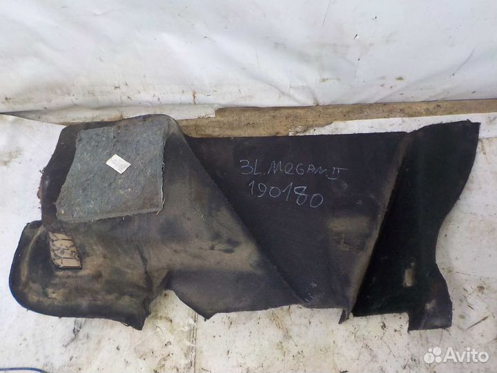 Обшивка багажника renault megane 2 левая