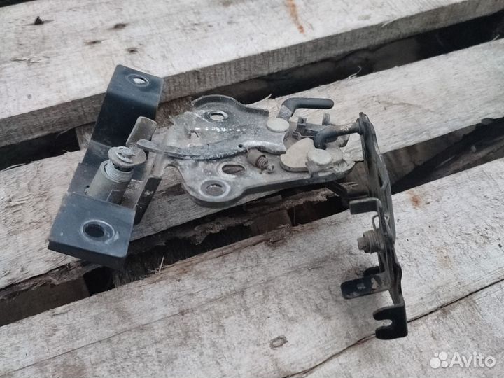 Dodge stratus замок крышки багажника