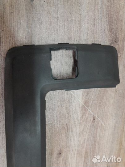 Накладка на бампер правая Ford Fusion