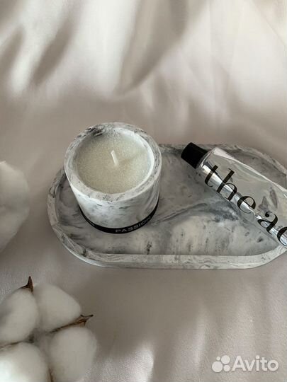 Ароматическая свеча в гипсовом подсвечнике